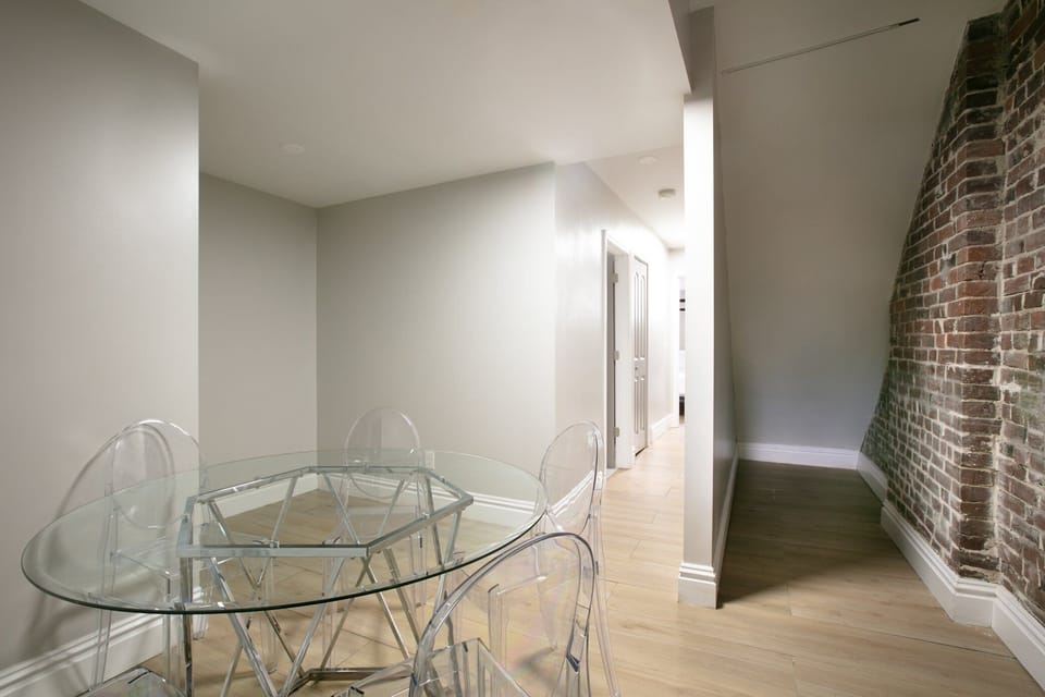 Secondary Dining