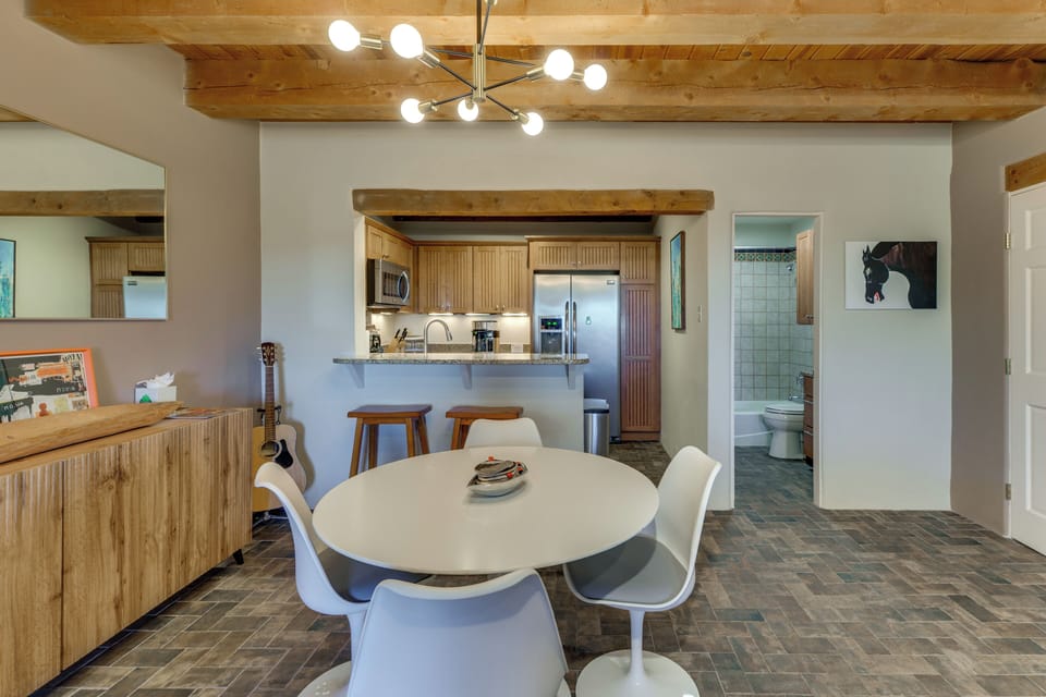 Dining Area | 1st Floor