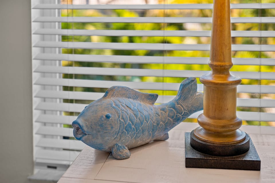 Island-inspired décor throughout