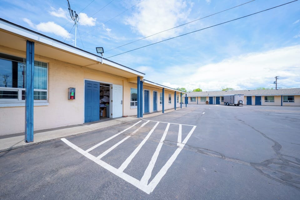 Walk straight to your door along bright, covered exterior corridors.