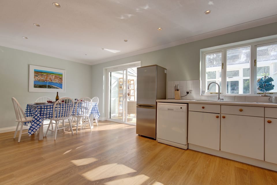 Ground Floor: Open plan dining area and kitchen