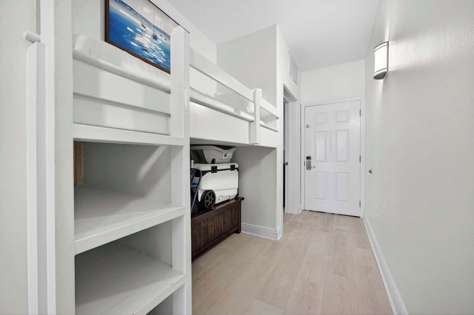 Twin bed in the hallway 