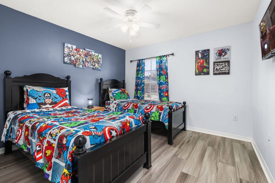Twin Star Wars bedroom