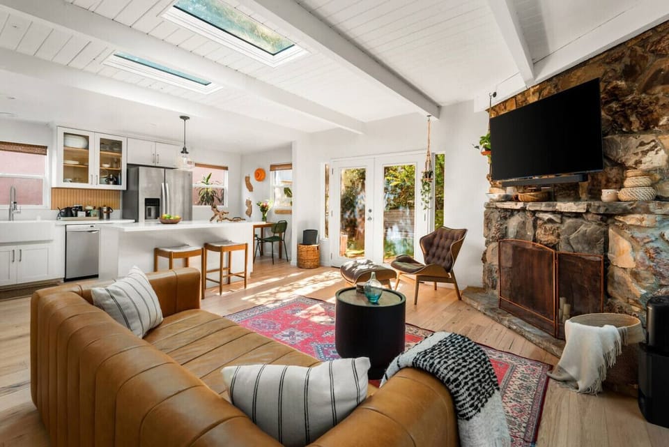 A cozy blend of modern comfort and rustic charm—made for long, lazy afternoons.