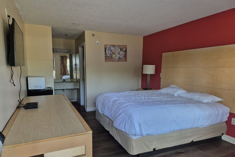 Bedroom. Interior and views may vary based on location and availability.
