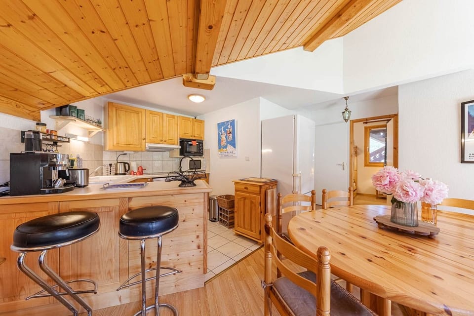 Kitchen and dining space
