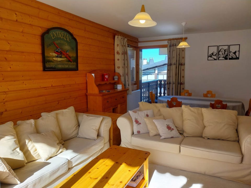 super-comfy sofas!