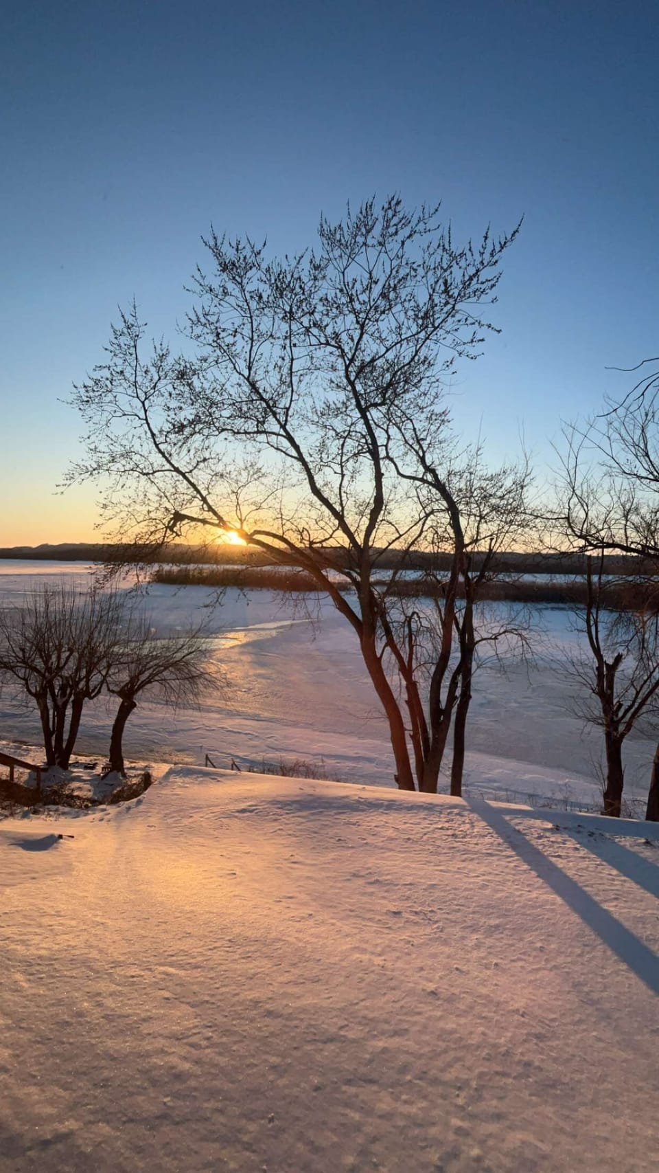 Winter sunset on the river 