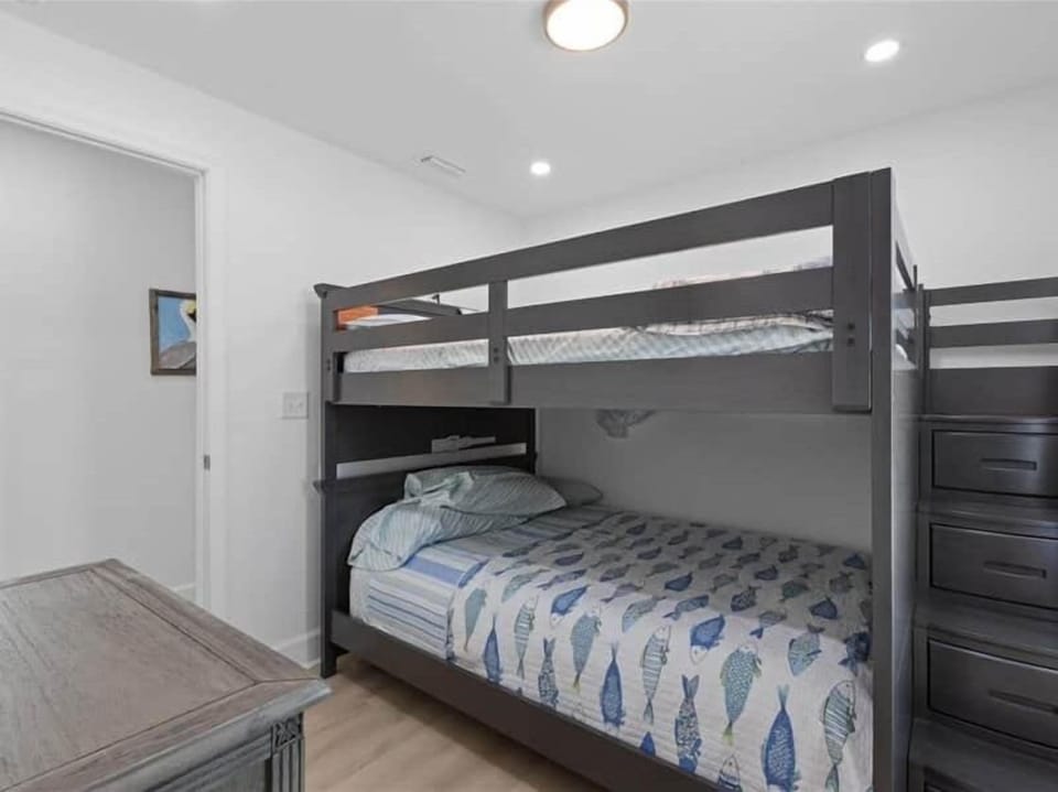 Bedroom 2 - Downstairs