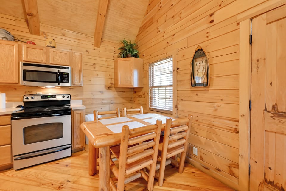 Kitchen & Dining Area | 1st Floor