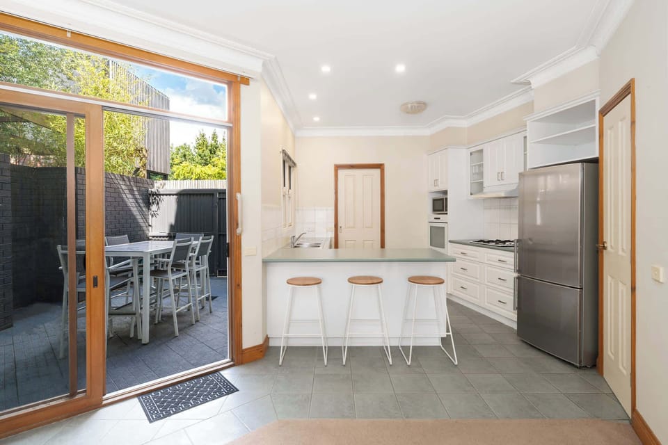 Full Kitchen and outdoor patio