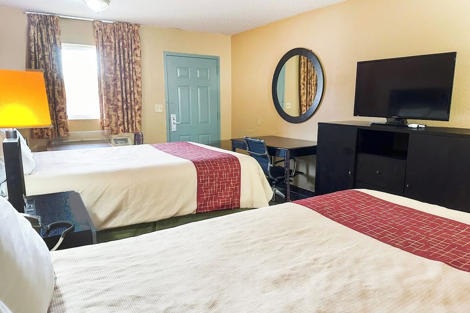 Bedroom. Interior and views may vary based on location and availability.