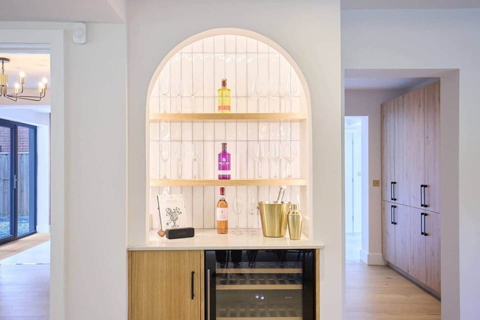 Bar Area equipped with Drinks Fridge and Bluetooth Speaker