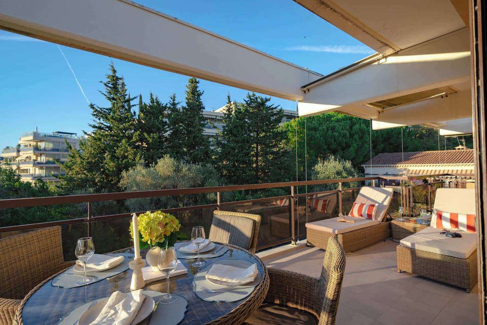Balcony of Room 23: Spacious and sun-filled, this balcony is the perfect extension of your holiday haven.