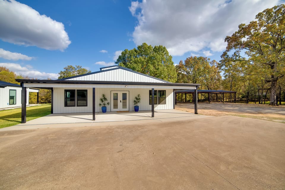 Property Exterior | Shared Driveway (8 Vehicles)