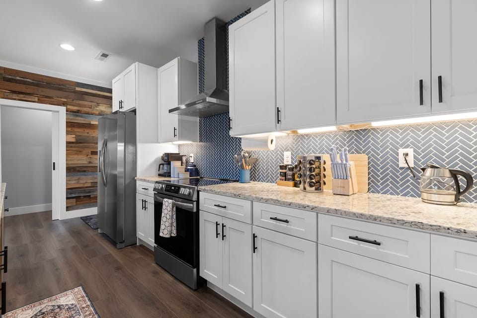 Fully stocked Kitchen