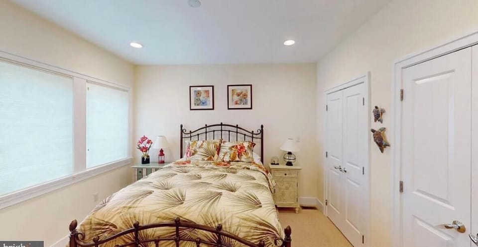 Bedroom #1