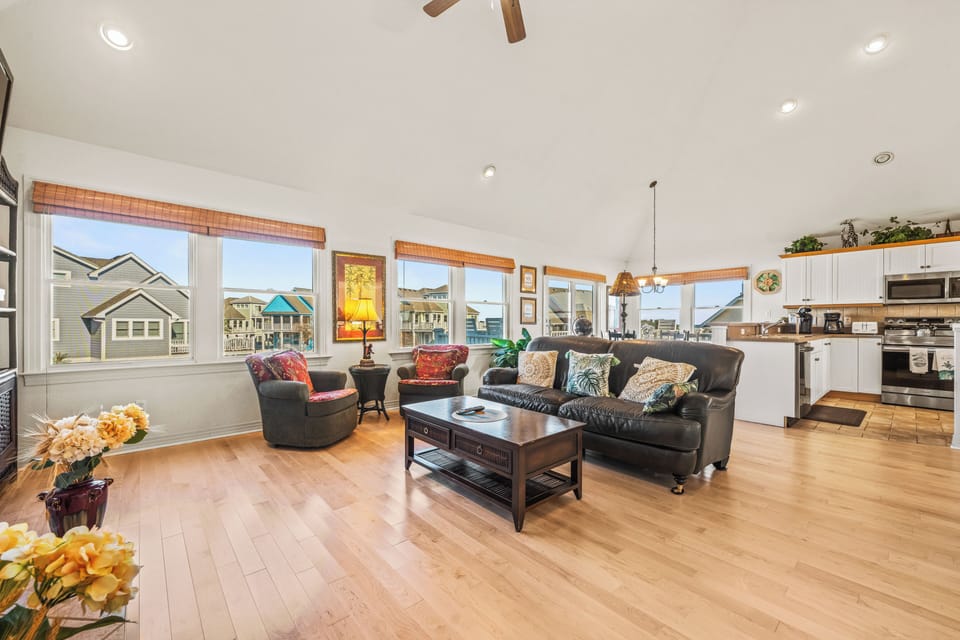 Living Area - Top Level