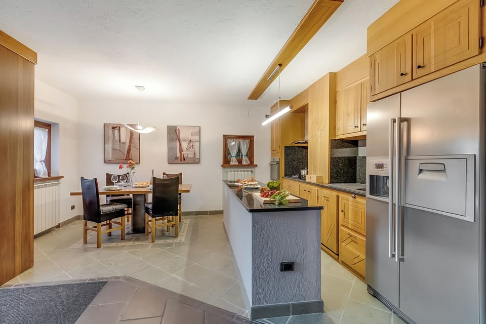 Kitchen and dining area