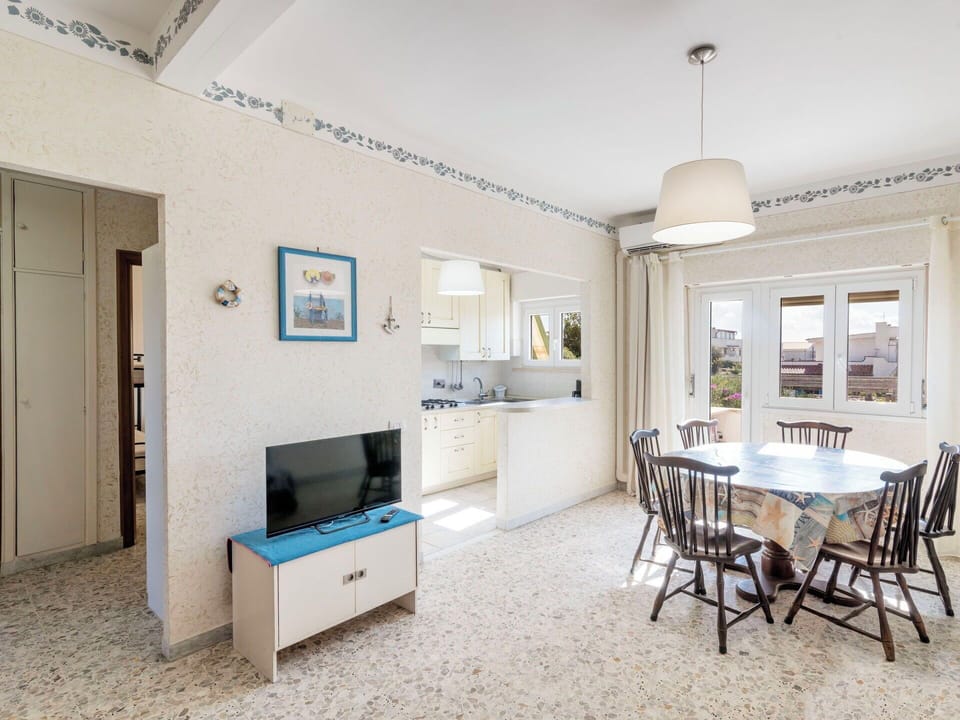 Flooring, Interior Design, Floor, Ceiling, Furniture, Room, Apartment, Chair, Molding, Kitchen & Dining Room Table