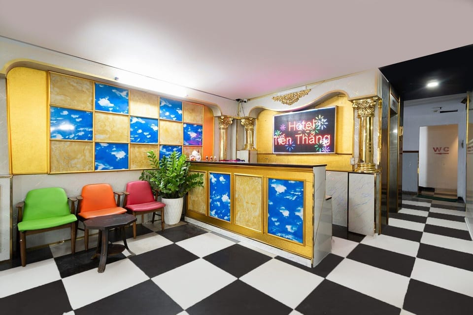 Entrance / Reception