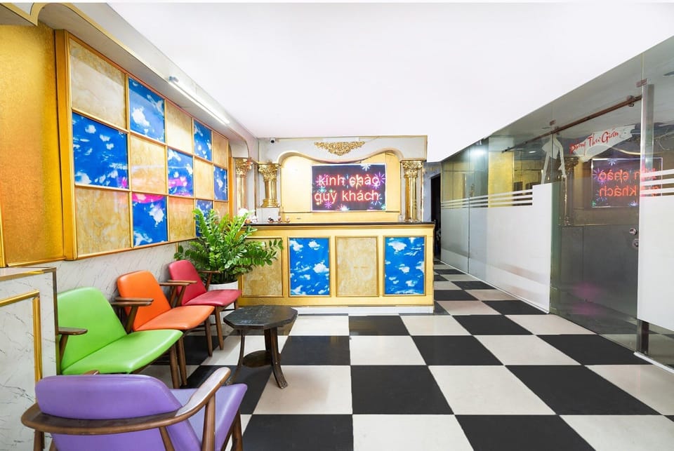 Entrance / Reception