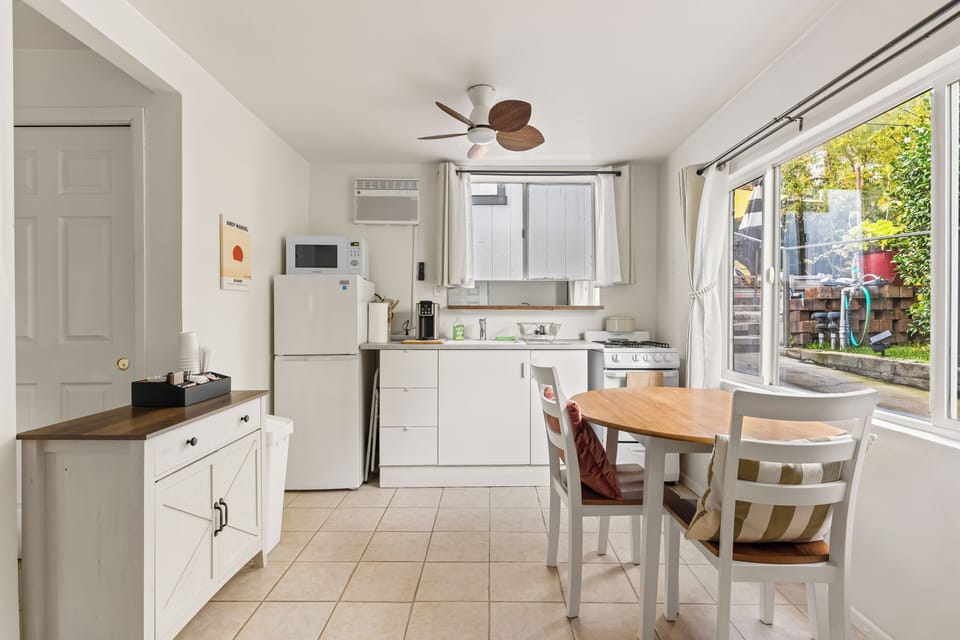 Kitchenette