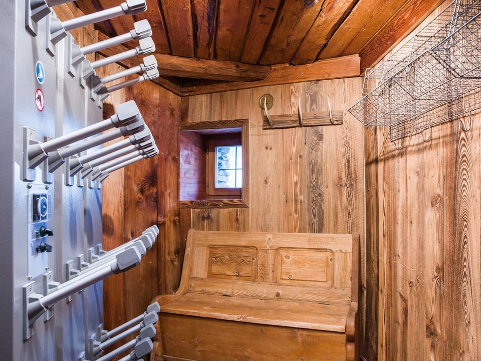 Ski & Boot Room