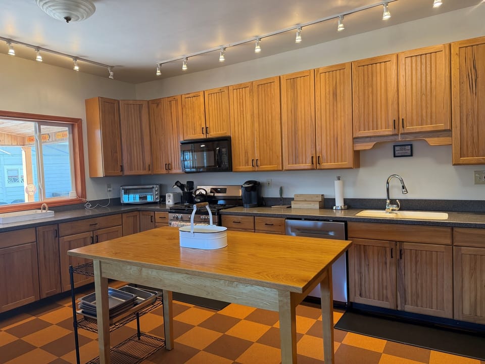 Large Kitchen with island