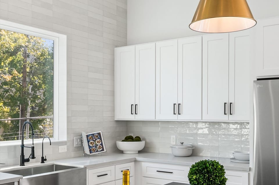 Spacious fully equipped kitchen