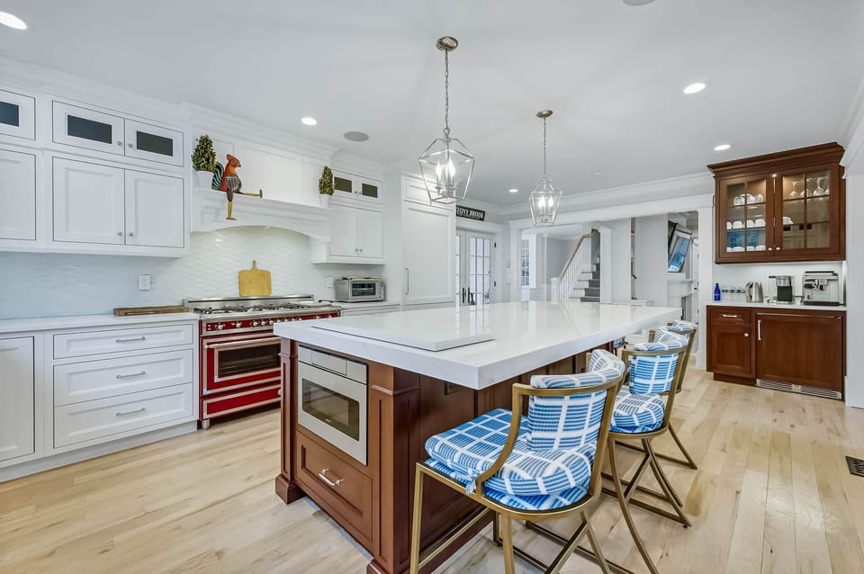 258 Christian Ave-56