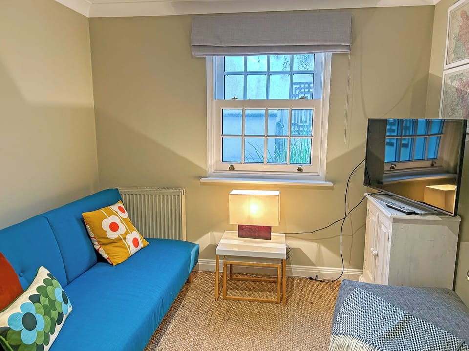 Snug | Trevennen West, St Mawes, near Falmouth