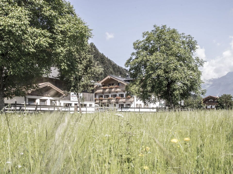 Architecture, Home, House, Landscape, Mountain Range, Cottage, Hill Station, Estate, Farmhouse, Valley