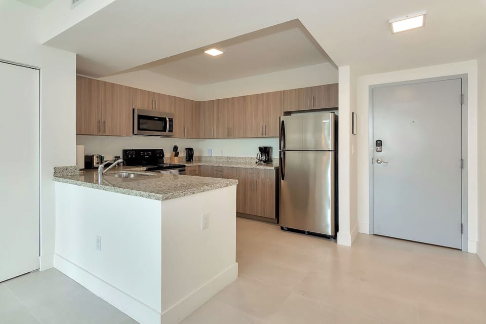 Fully-equipped kitchen
