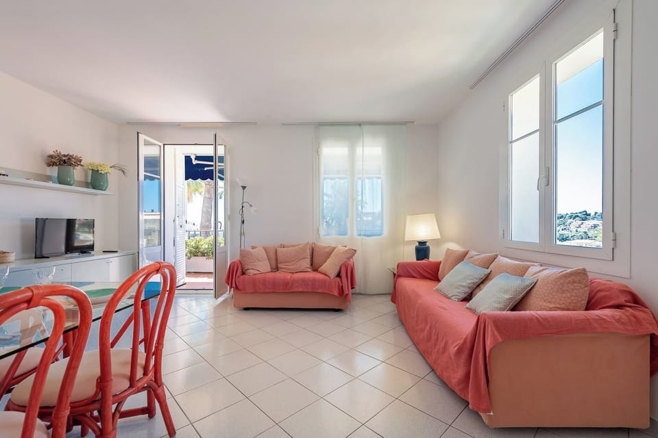 Living room with two sofa beds