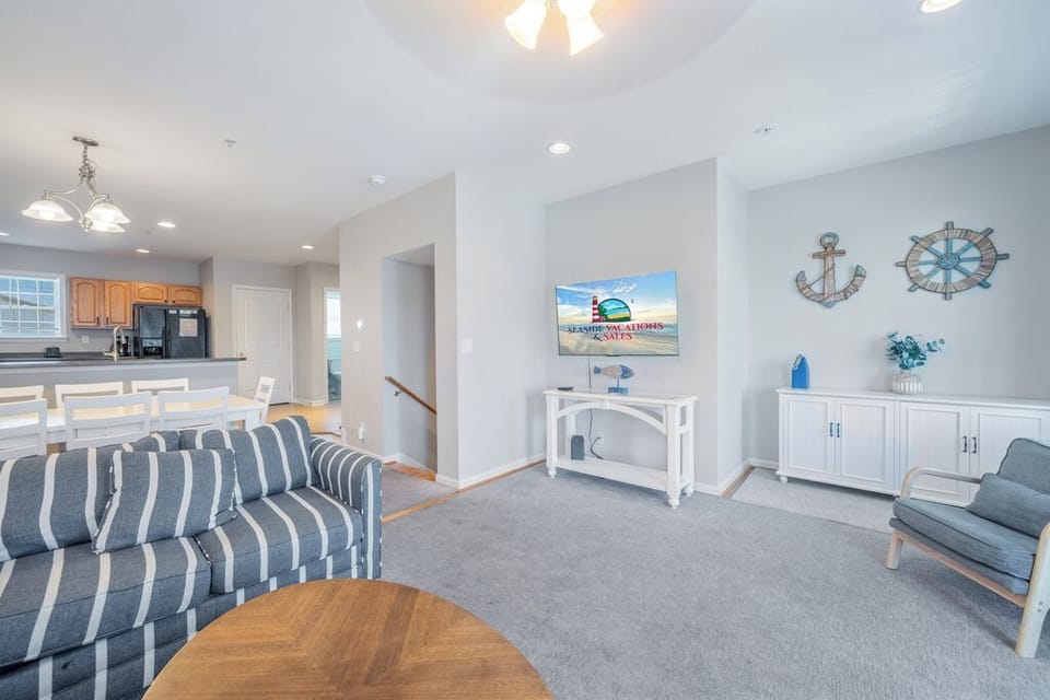 The Living area features a Flat Screen TV.