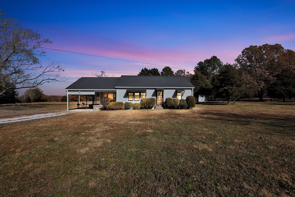 Architecture, Building, Outdoors, Shelter, Countryside