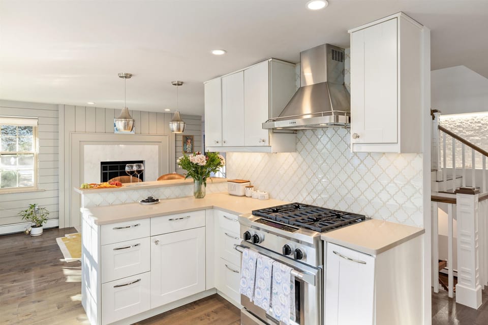 Full equipped kitchen