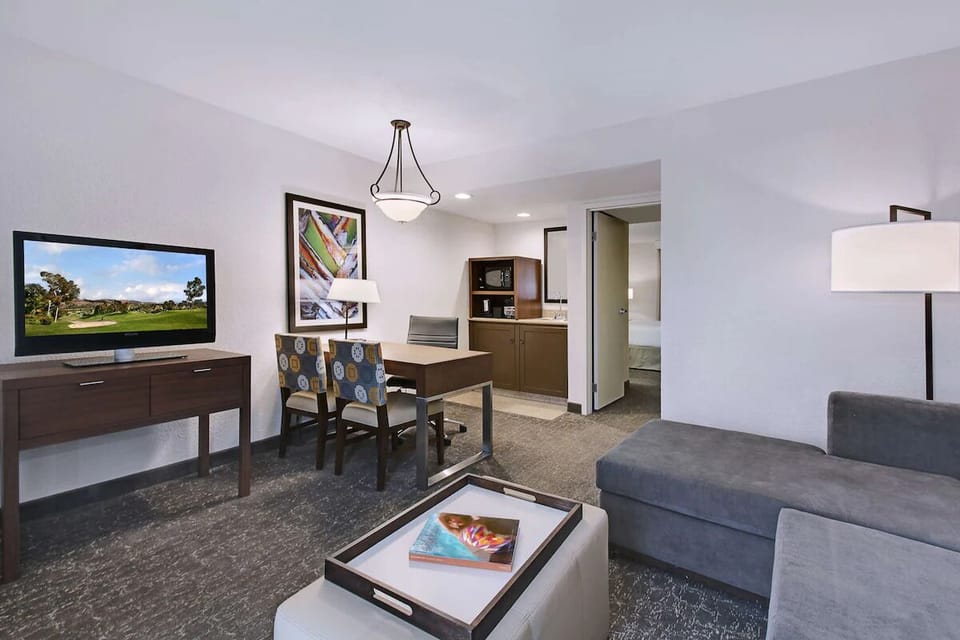Living area and dining table
