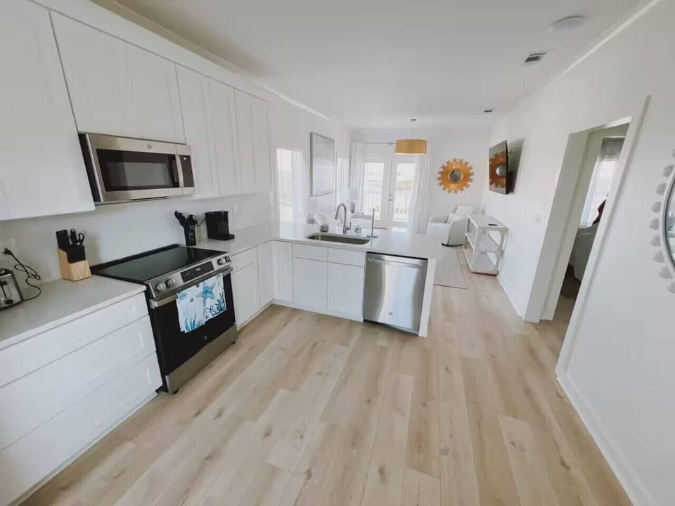 Open kitchen design — Easy flow for cooking and gathering