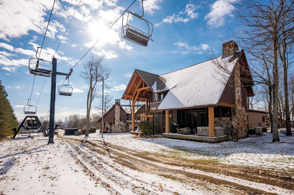 Proximity to Chair Lift 4