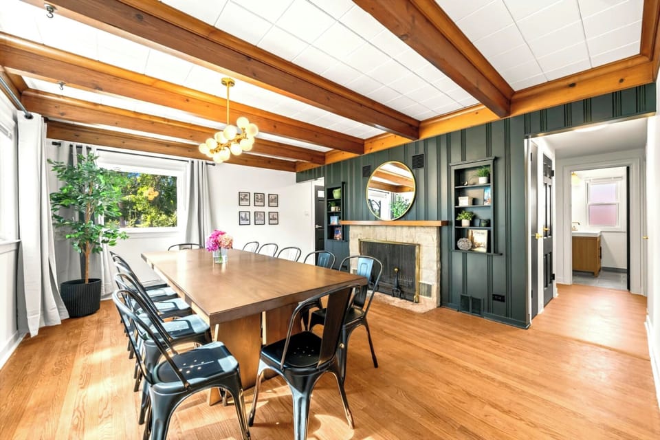 Dining Room Seating for 12