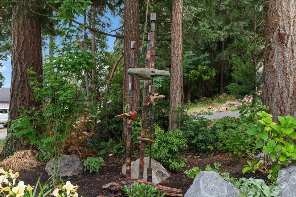 property_yardart