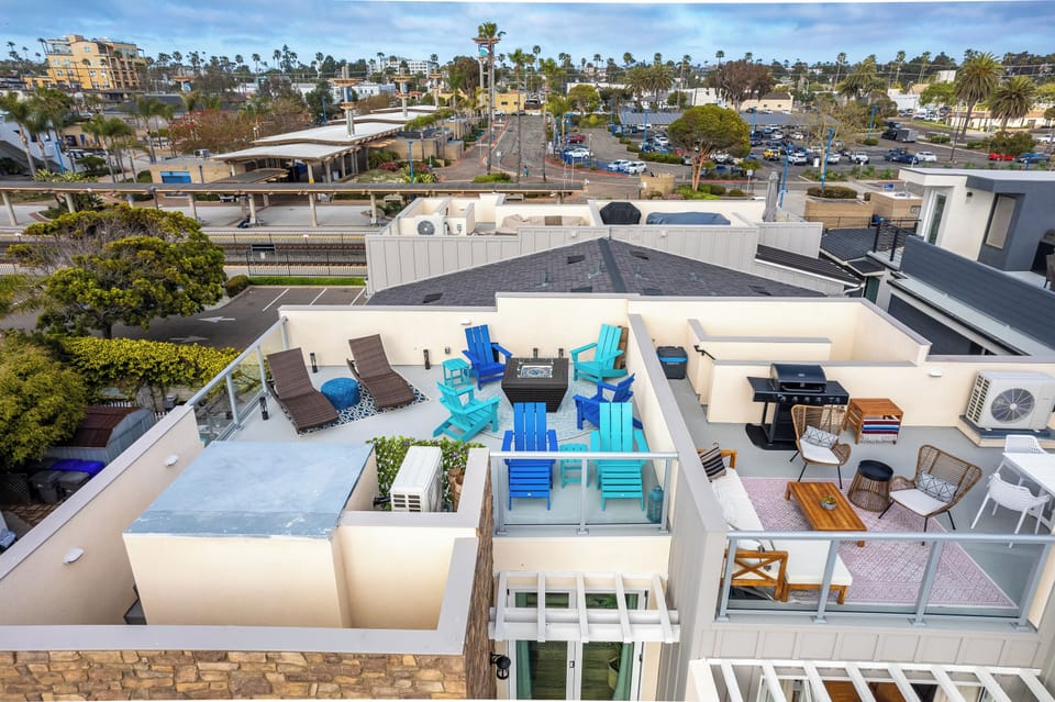 Rooftop Deck