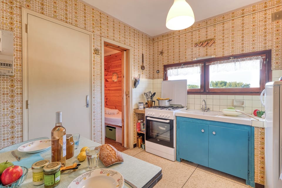 Kitchen and dining area