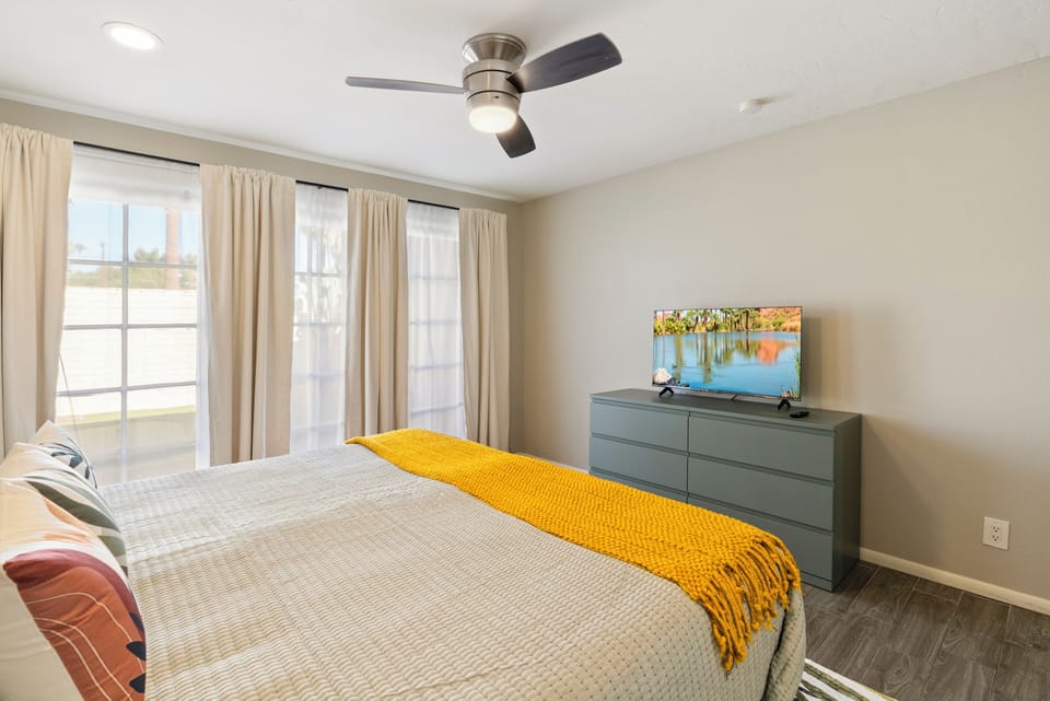 Two Twin XL beds seamlessly joined
**KING CONVERSION BY REQUEST**