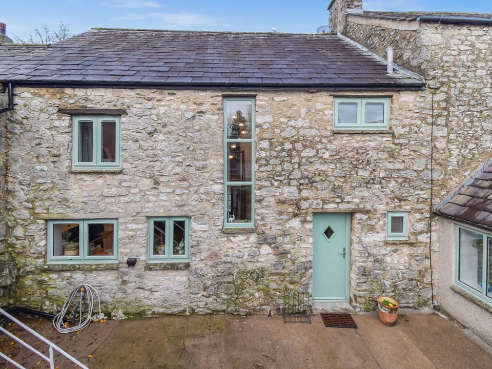 Exterior | The Old Farm House, Yealand Redmayne