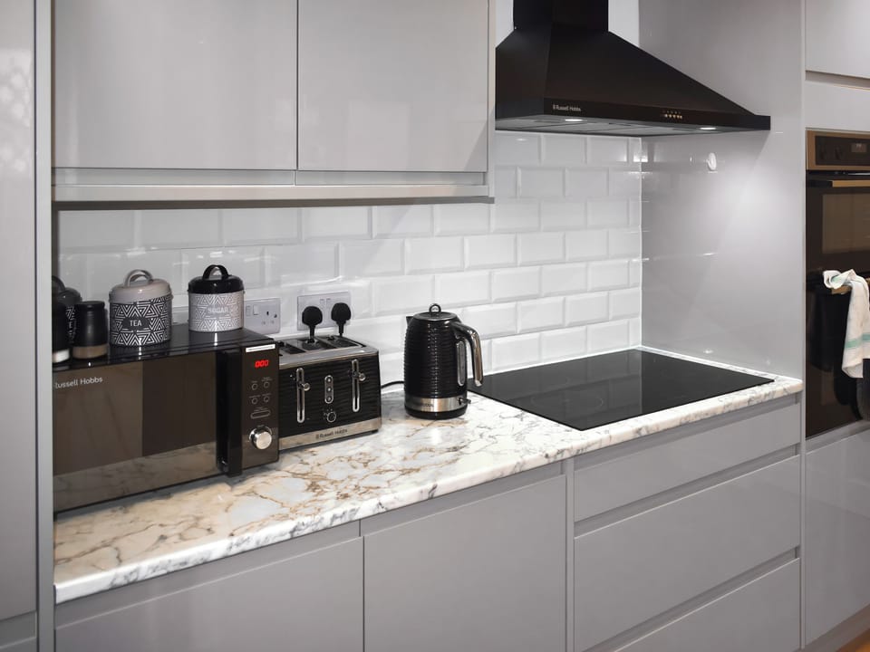 Kitchen | Cliffside Cottage, Exeter