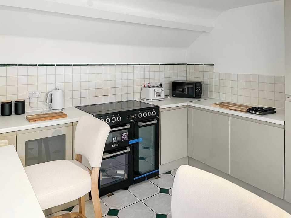 Kitchen | Bridlington Old Town House - Rowan Properties, Bridlington