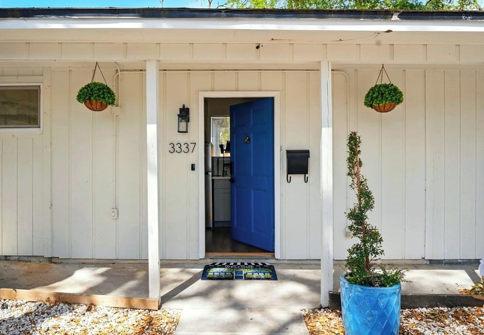 Entrance to the unit